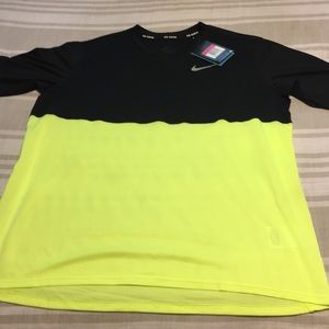 Men’s Nike running T